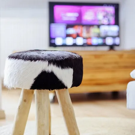 Grosse City-wohnung, Salt Apartament